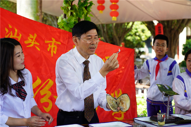 谢绍�?222.jpg 谢绍�?222.jpg